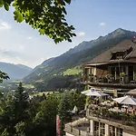 豪斯希尔特高山spa酒店 4*