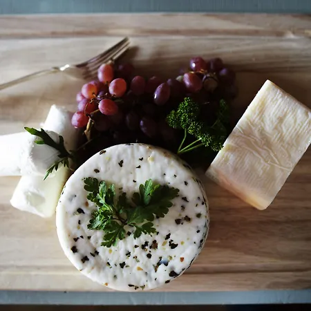 Hotel Alpine Haus Hirt 4*