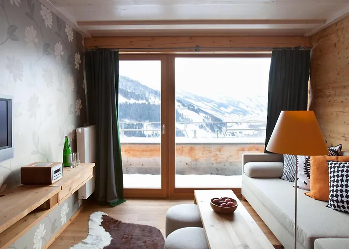 Alpine Haus Hirt Отель 4*
