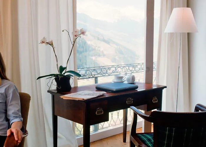 Отель Alpine Haus Hirt Бадгаштейн
